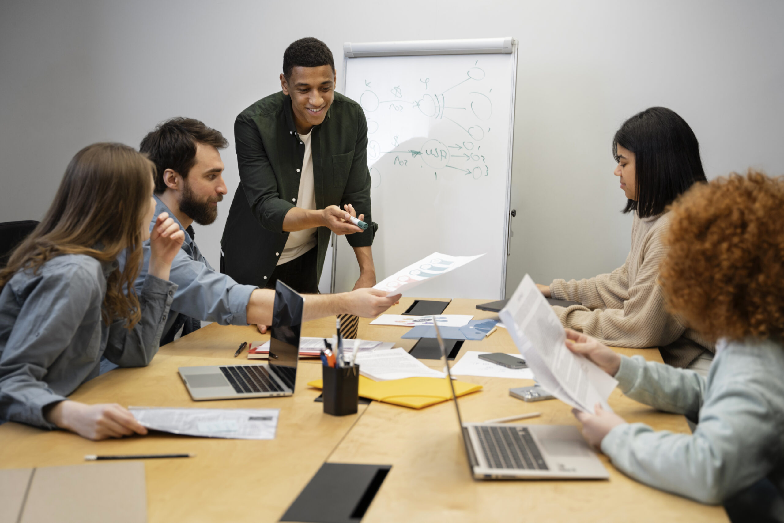 Building a Thriving Coaching Career: Market Trends and Opportunities